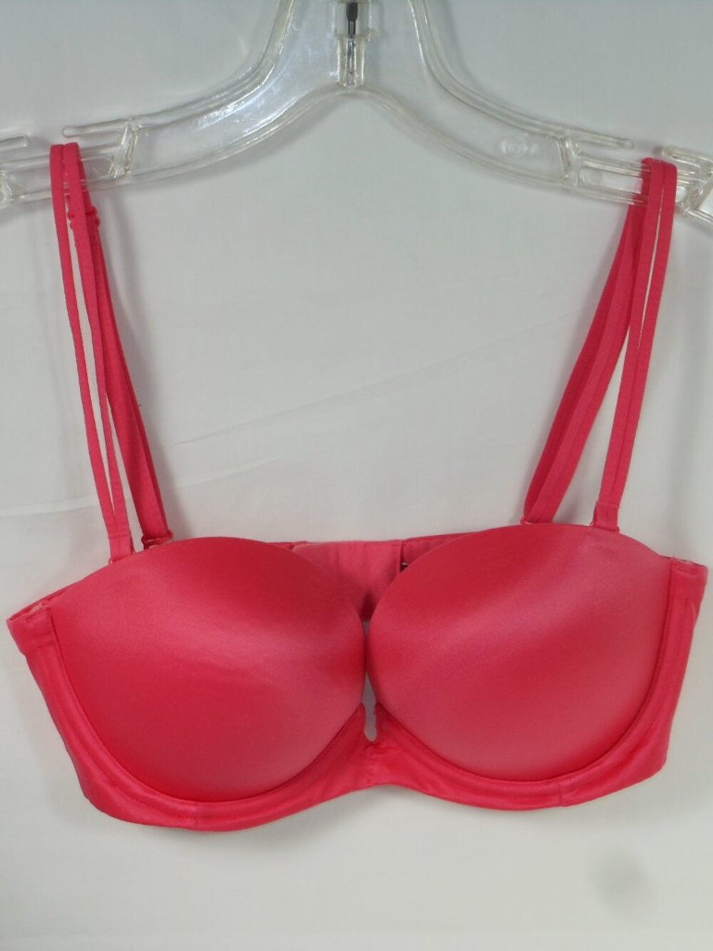 Victoria's Secret push up bra. size 32C